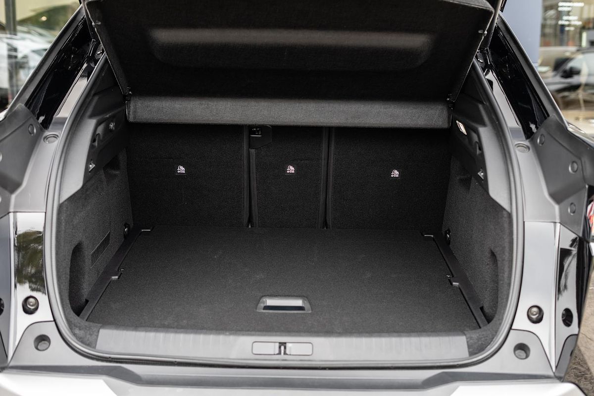 2024 Peugeot 3008 GT Premium Hybrid P64