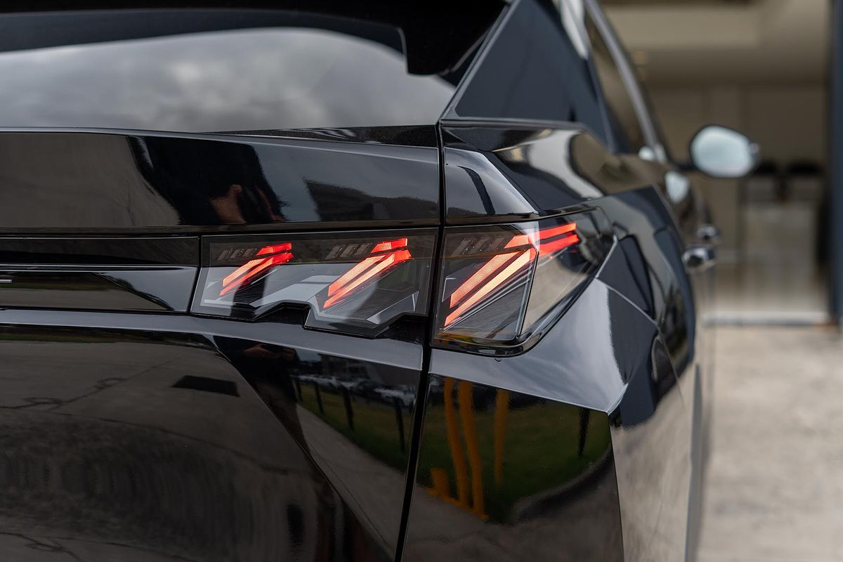 2024 Peugeot 3008 GT Premium Hybrid P64