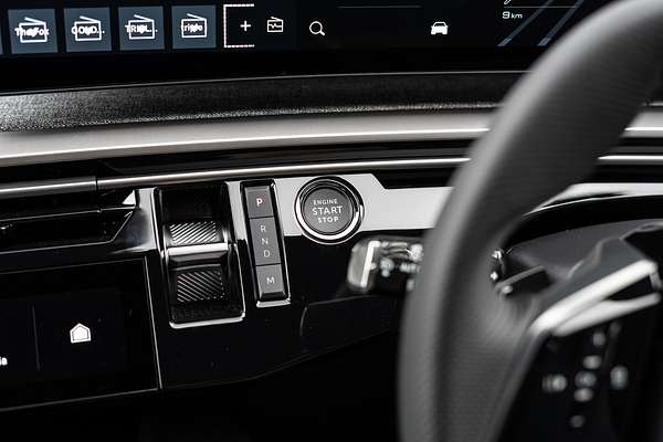 2024 Peugeot 3008 GT Premium Hybrid P64