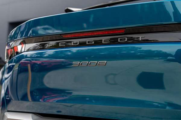 2024 Peugeot 3008 GT Premium Hybrid P64