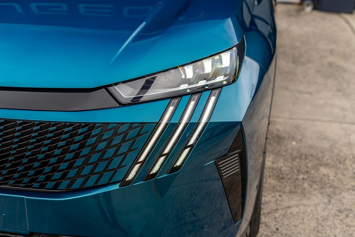 2024 Peugeot 3008 GT Premium Hybrid P64