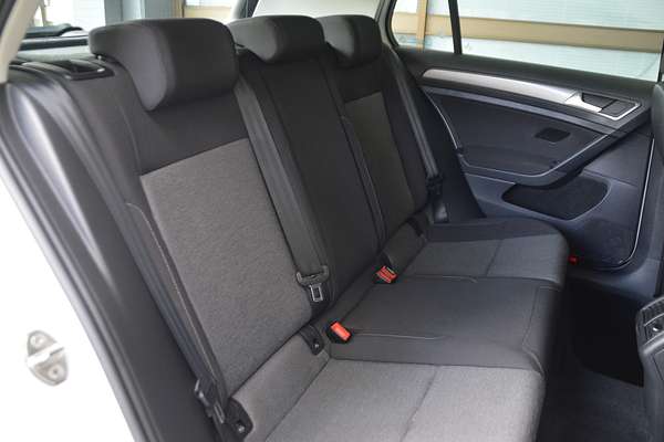 2016 Volkswagen Golf 92TSI Trendline 7