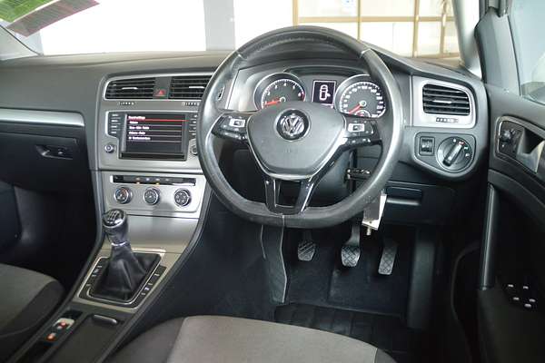 2016 Volkswagen Golf 92TSI Trendline 7