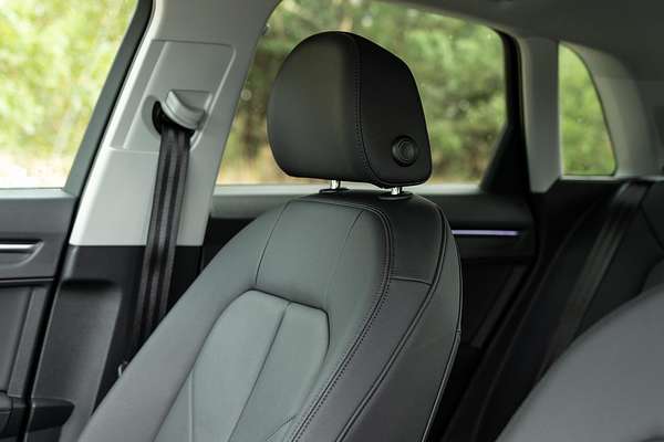 2024 Audi Q3 35 TFSI Dynamic Black F3