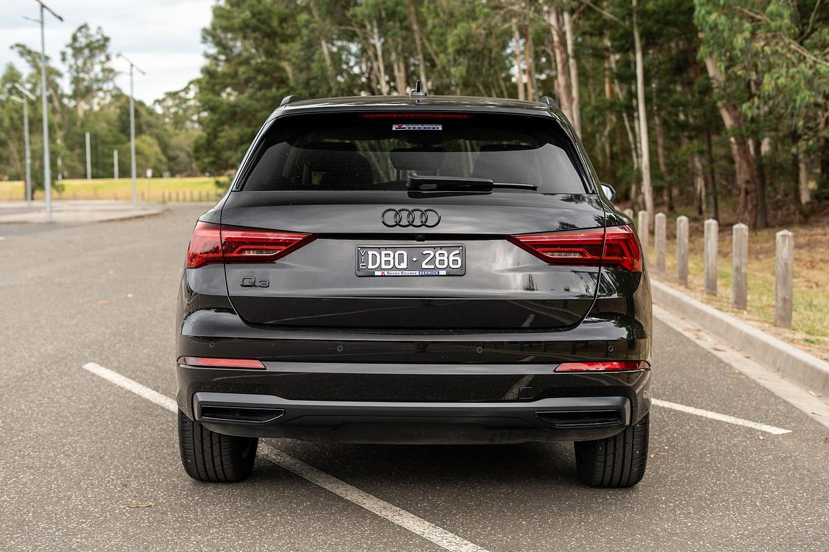 2024 Audi Q3 35 TFSI Dynamic Black F3