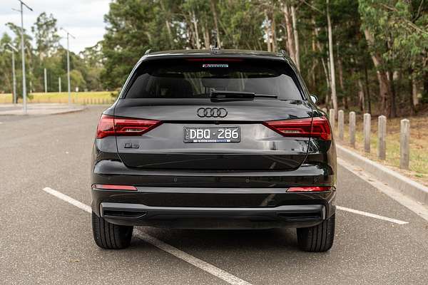 2024 Audi Q3 35 TFSI Dynamic Black F3