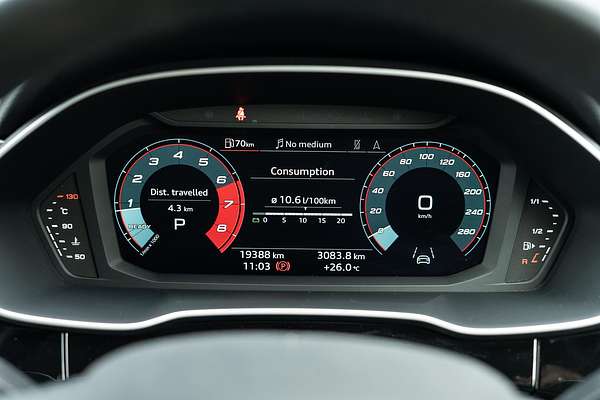 2024 Audi Q3 35 TFSI Dynamic Black F3
