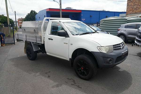 2014 Mitsubishi Triton GL MN MY14 Update Rear Wheel Drive