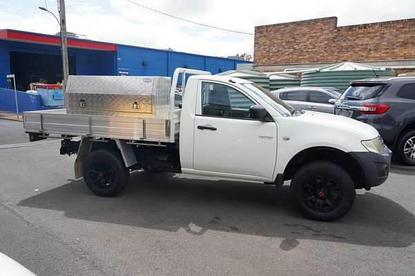 2014 Mitsubishi Triton GL MN MY14 Update Rear Wheel Drive