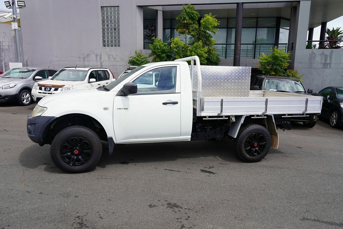 2014 Mitsubishi Triton GL MN MY14 Update Rear Wheel Drive
