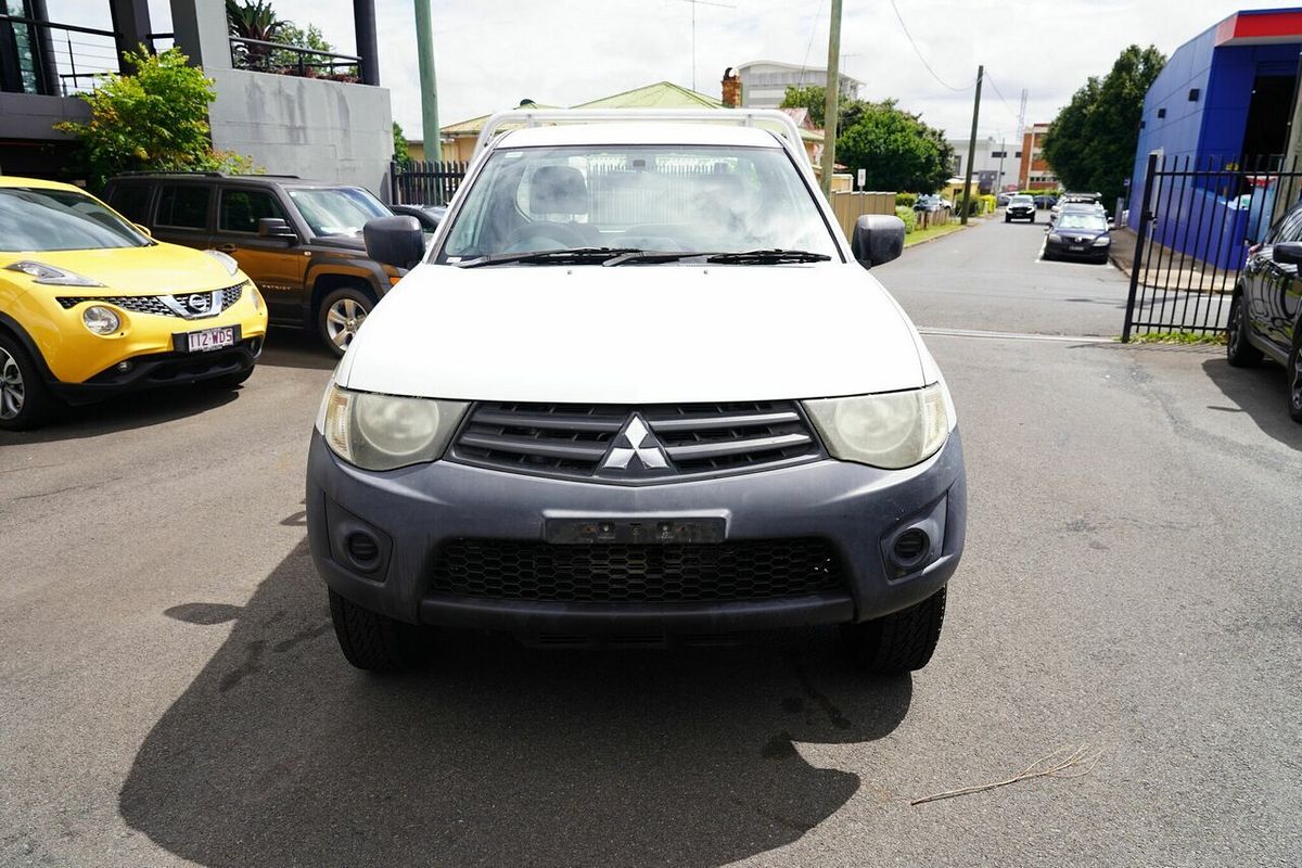 2014 Mitsubishi Triton GL MN MY14 Update Rear Wheel Drive