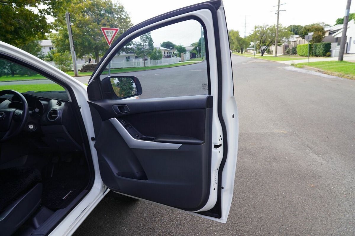2014 Mazda BT-50 XT Hi-Rider (4x2) MY13 Rear Wheel Drive
