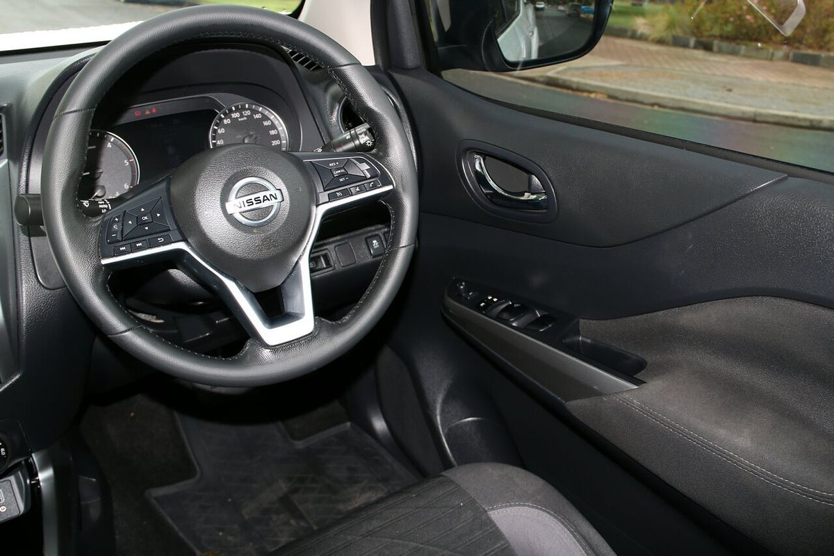 2022 Nissan Navara ST-X D23 4X4