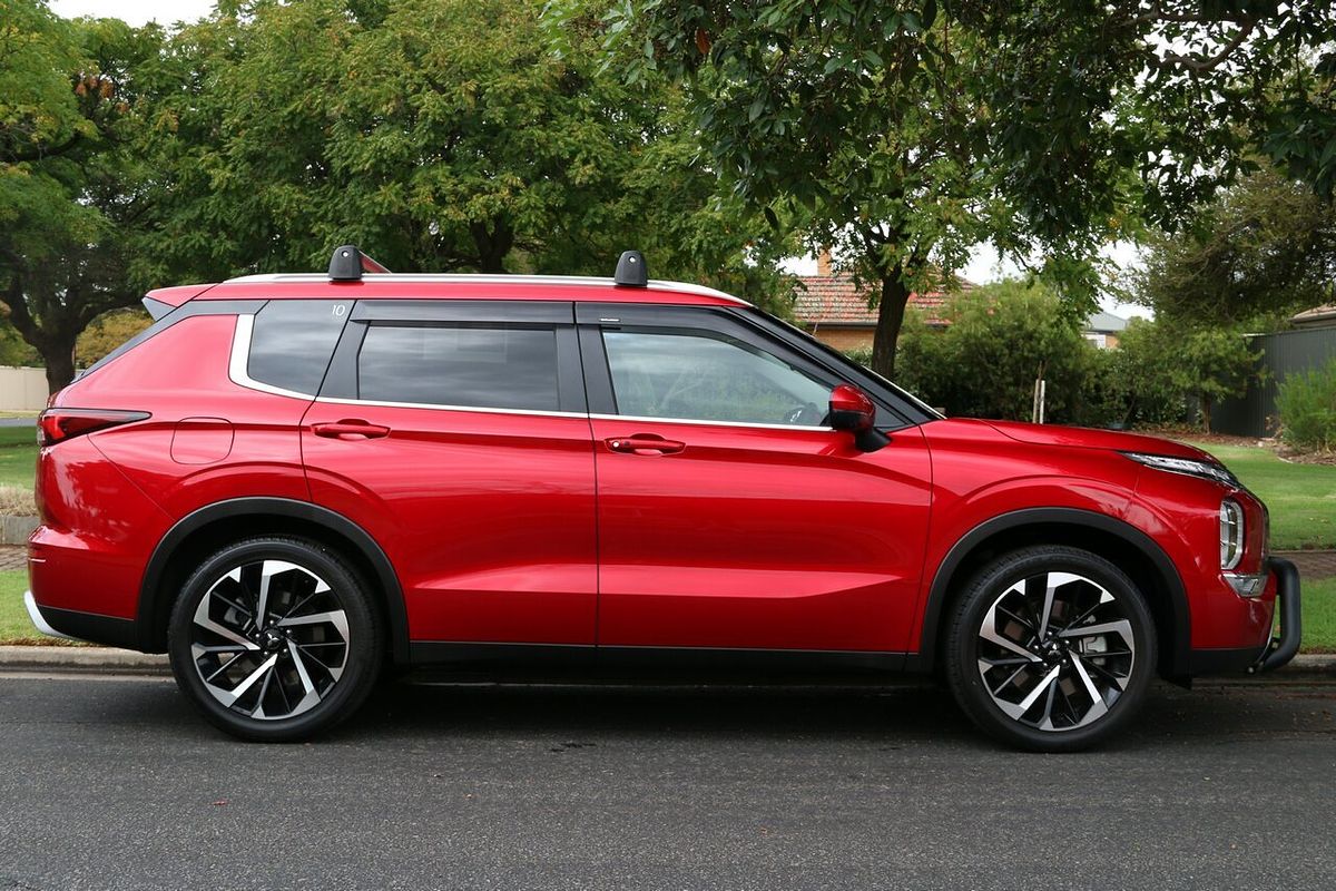 2023 Mitsubishi Outlander Aspire ZM