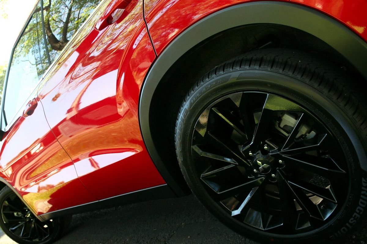 2024 Mitsubishi Outlander Black Edition ZM