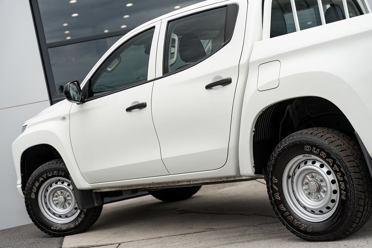 2021 Mitsubishi Triton GLX MR 4X4