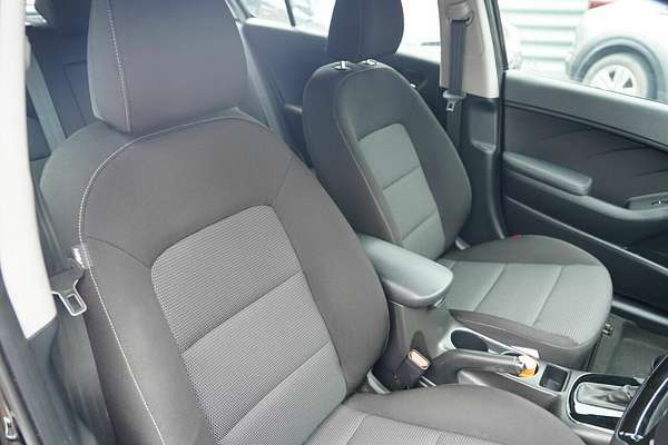 2017 Kia Cerato Sport YD MY17