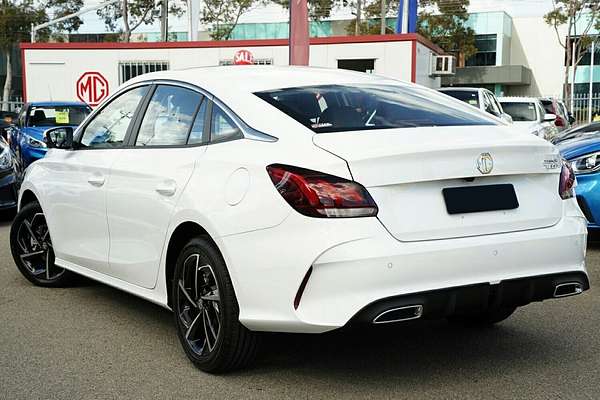 2024 MG MG5 Essence