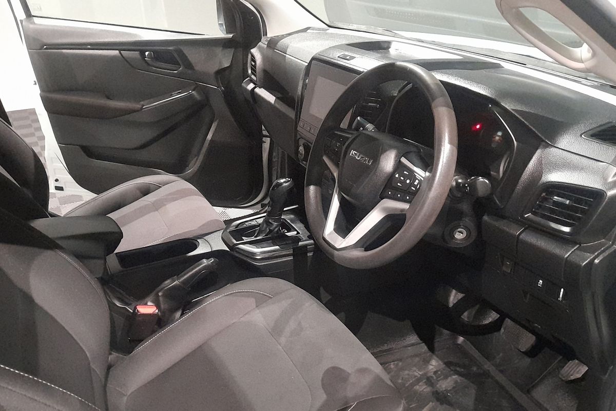 2021 Isuzu D-MAX SX High Ride Rear Wheel Drive