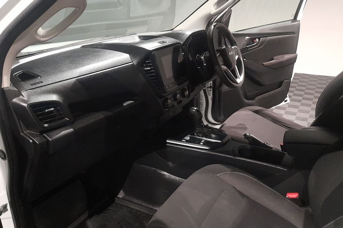 2021 Isuzu D-MAX SX High Ride Rear Wheel Drive