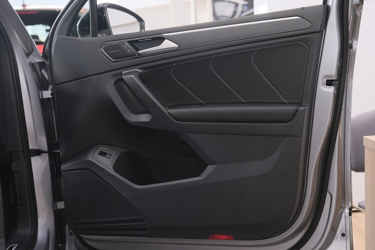 2024 Volkswagen Tiguan Wolfsburg Edition Allspace 5N
