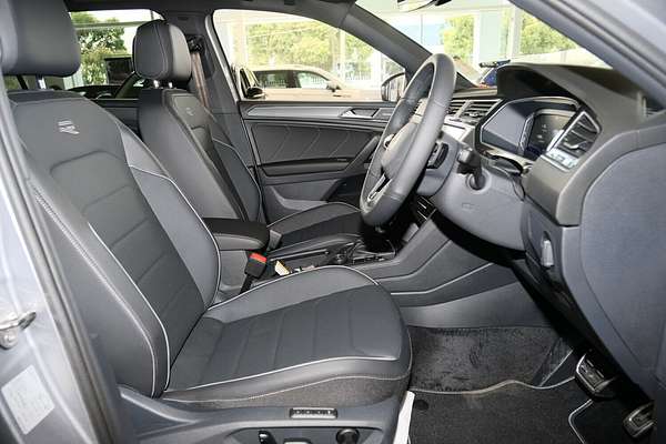 2024 Volkswagen Tiguan Wolfsburg Edition Allspace 5N