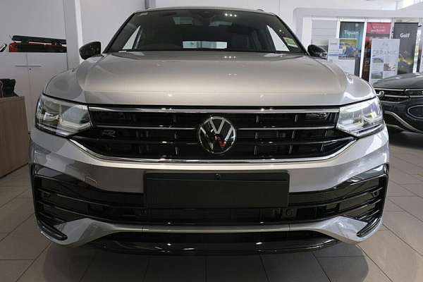 2024 Volkswagen Tiguan Wolfsburg Edition Allspace 5N