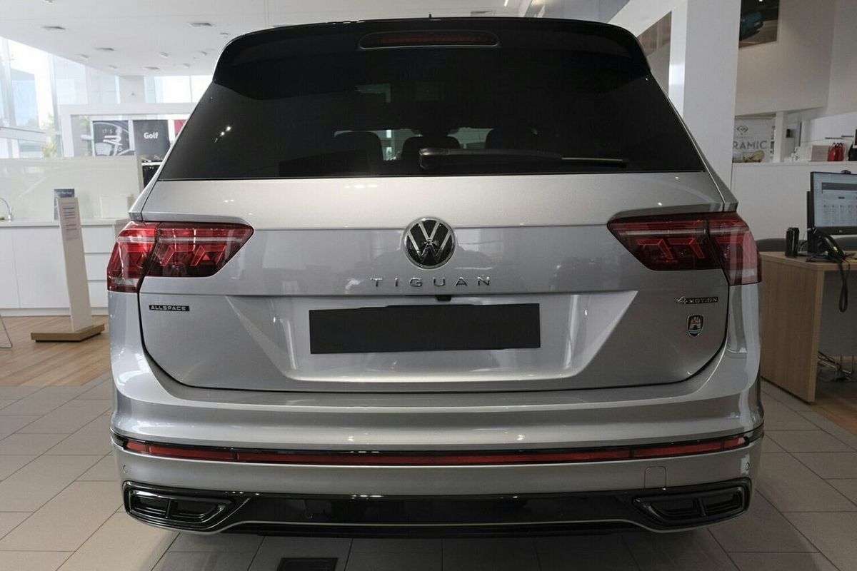 2024 Volkswagen Tiguan Wolfsburg Edition Allspace 5N