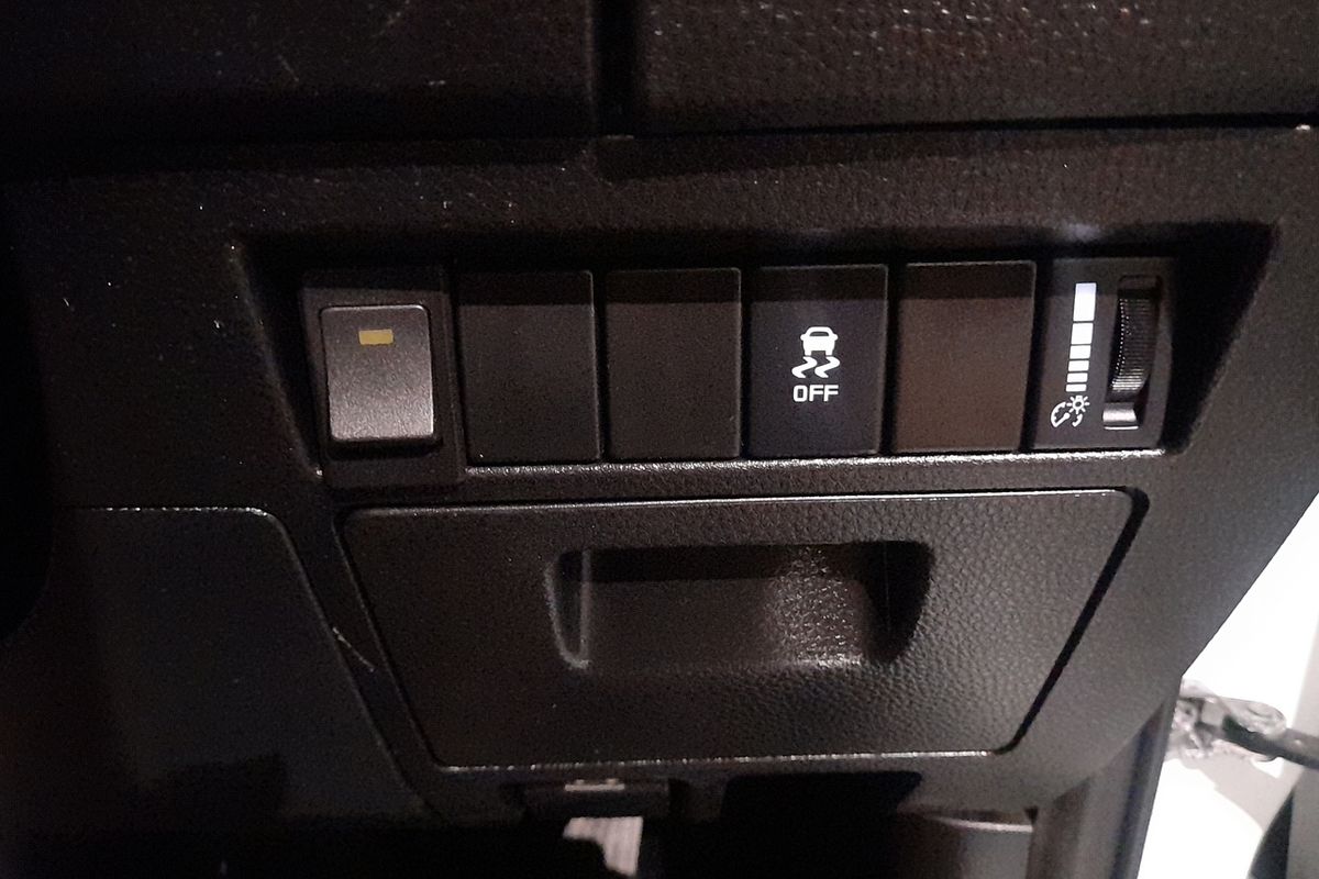 2021 Isuzu D-MAX SX High Ride Rear Wheel Drive