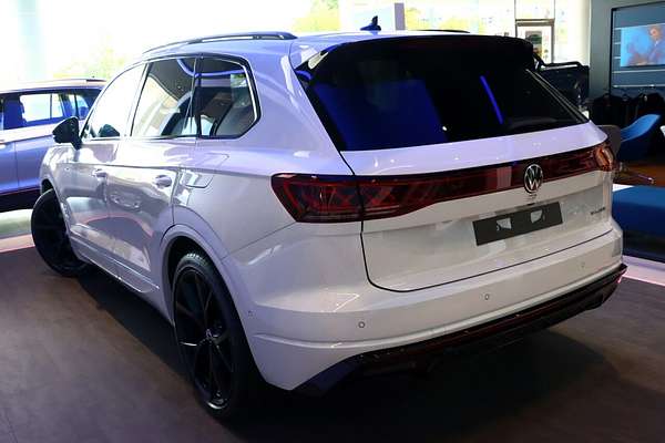 2025 Volkswagen Touareg R RC