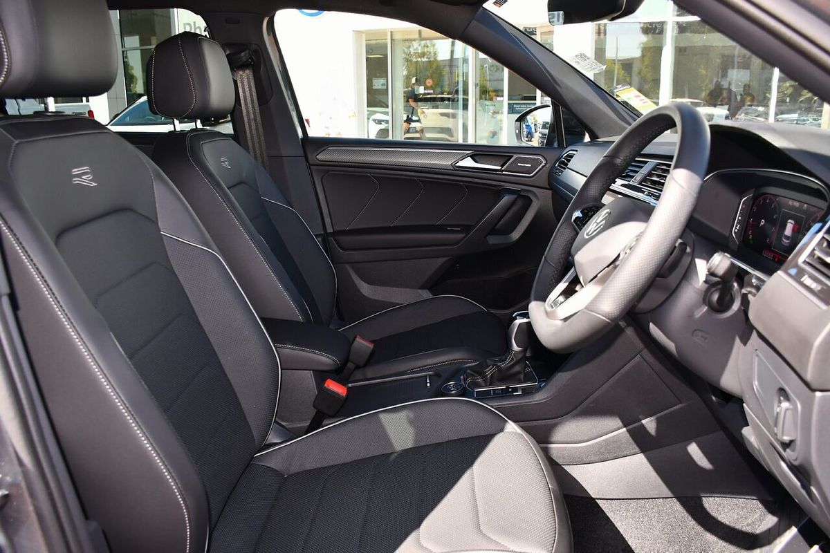 2024 Volkswagen Tiguan Wolfsburg Edition Allspace 5N