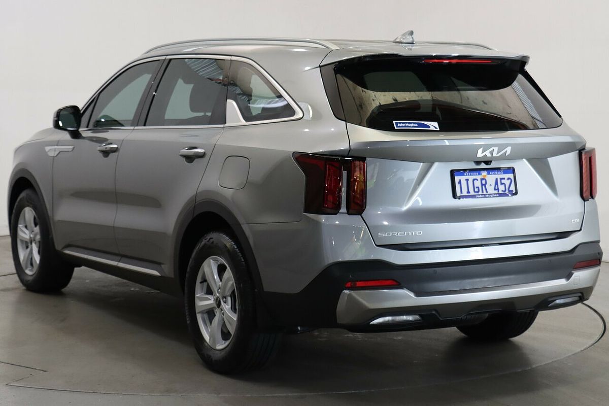 2023 Kia Sorento S MQ4
