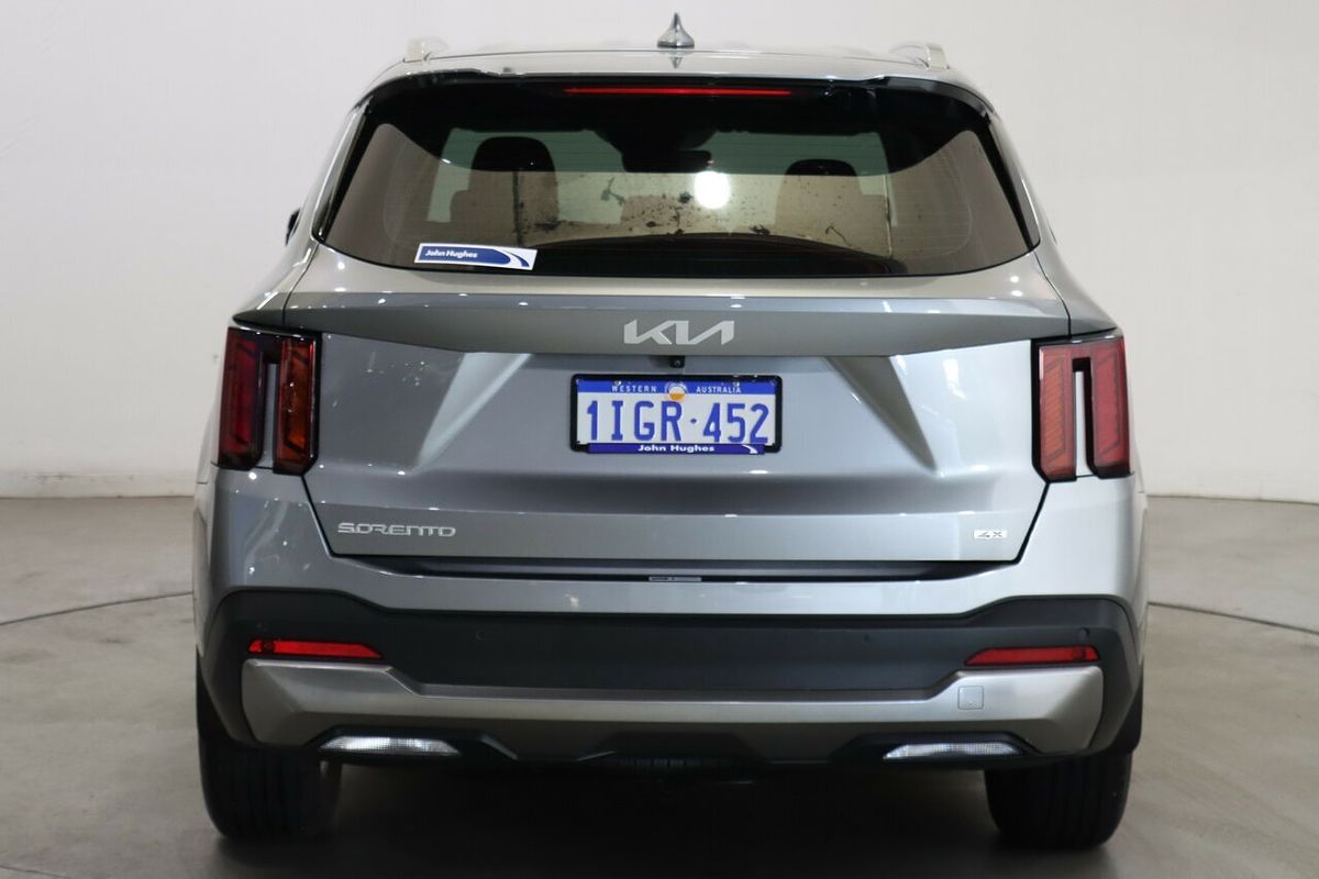 2023 Kia Sorento S MQ4