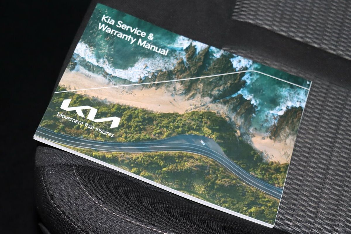 2023 Kia Sorento S MQ4