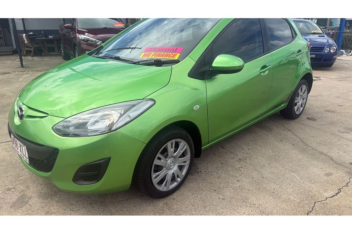 2011 Mazda 2 Neo DE MY10