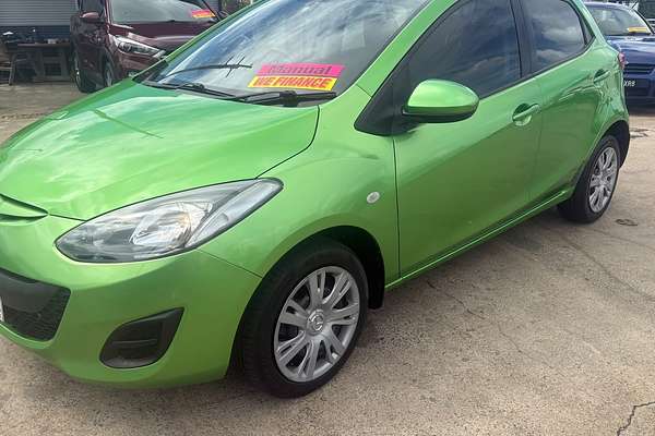 2011 Mazda 2 Neo DE MY10