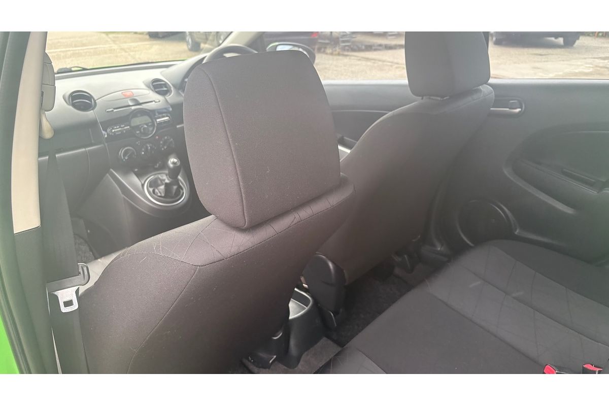 2011 Mazda 2 Neo DE MY10
