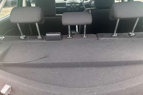 2011 Mazda 2 Neo DE MY10