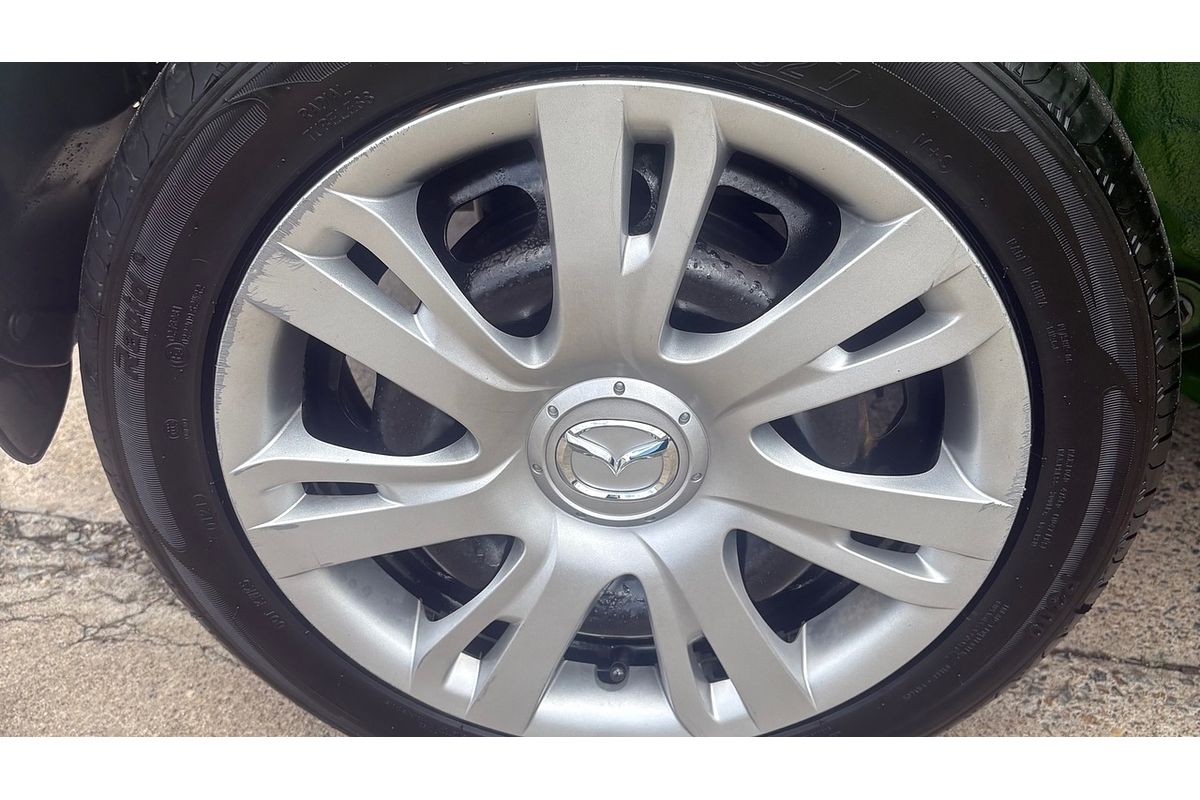 2011 Mazda 2 Neo DE MY10