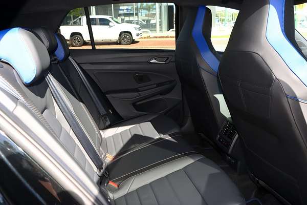 2024 Volkswagen Golf R 8