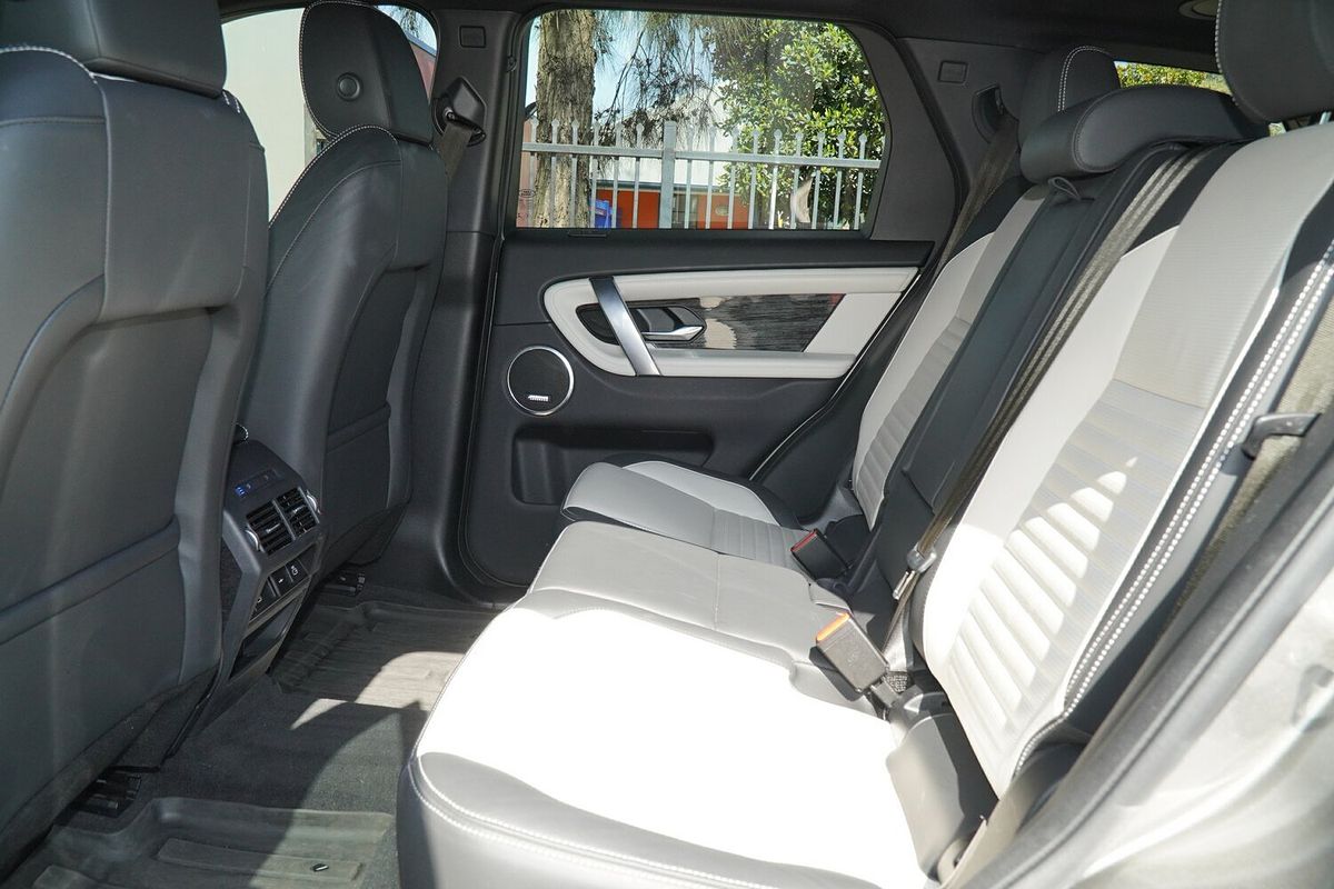 2022 Land Rover Discovery Sport P250 R-Dynamic HSE L550