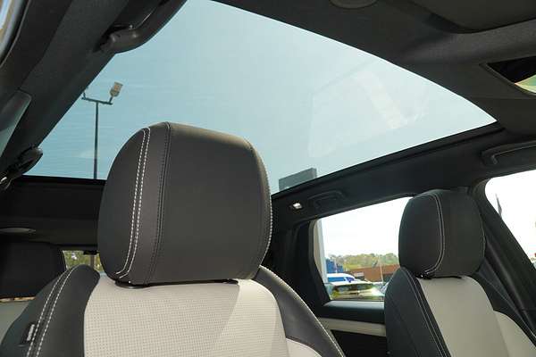 2022 Land Rover Discovery Sport P250 R-Dynamic HSE L550