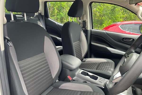 2024 Nissan Navara SL D23 4X4