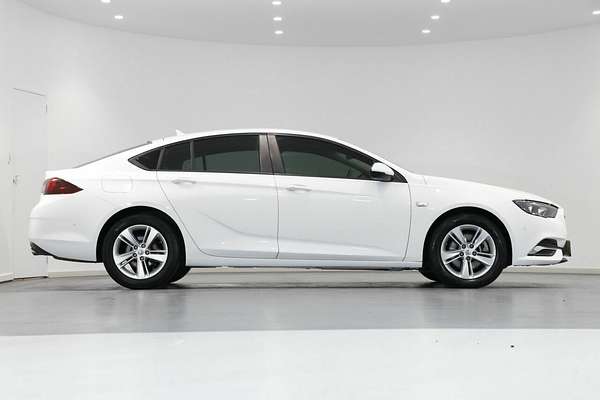2020 Holden Commodore LT ZB