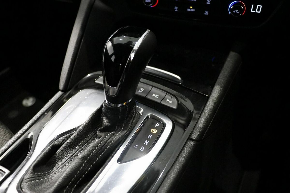 2020 Holden Commodore LT ZB