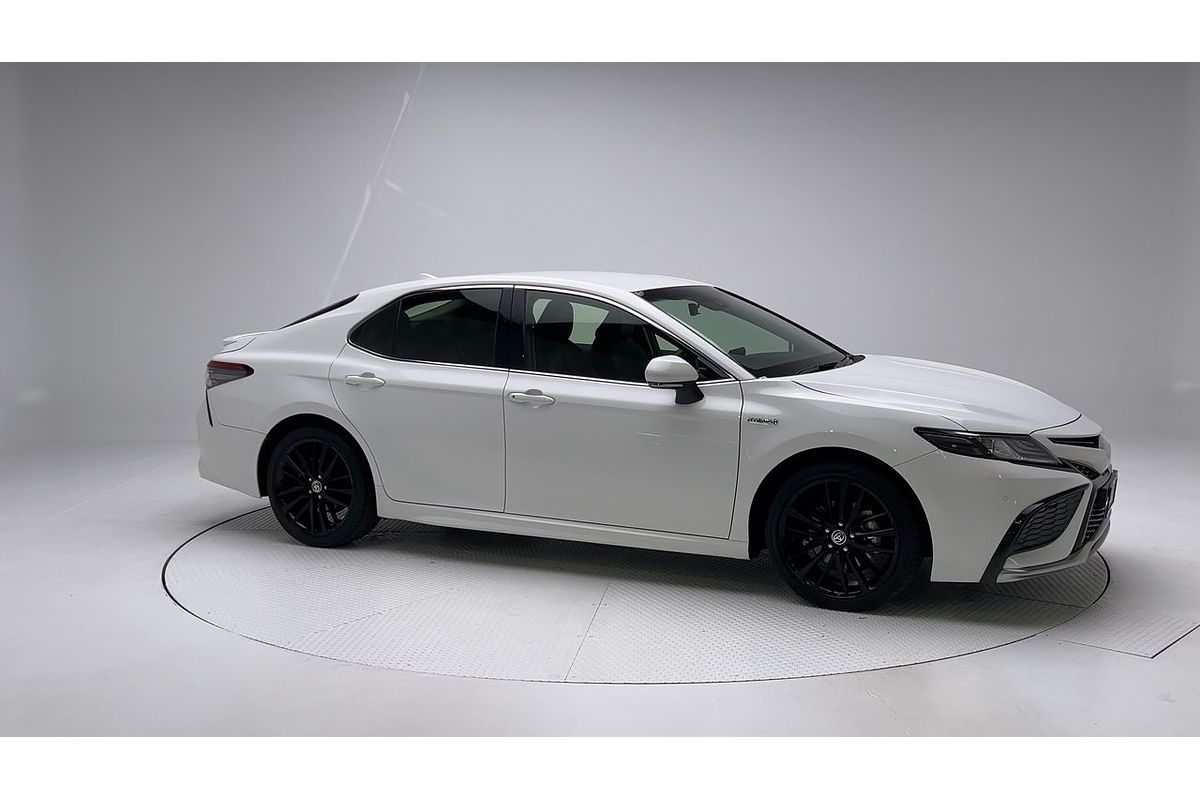 2023 Toyota Camry SX AXVH70R