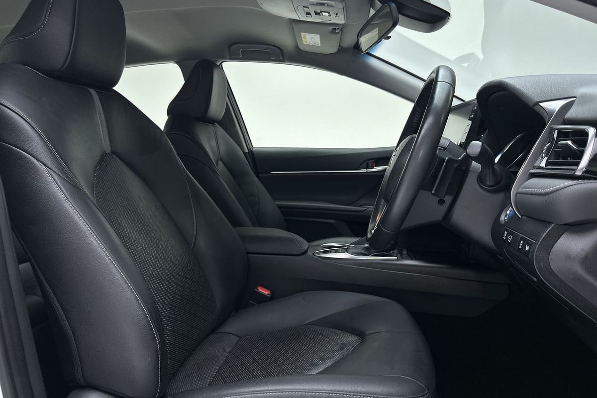 2023 Toyota Camry SX AXVH70R