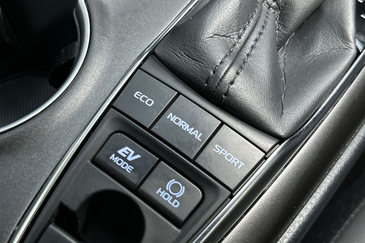 2023 Toyota Camry SX AXVH70R