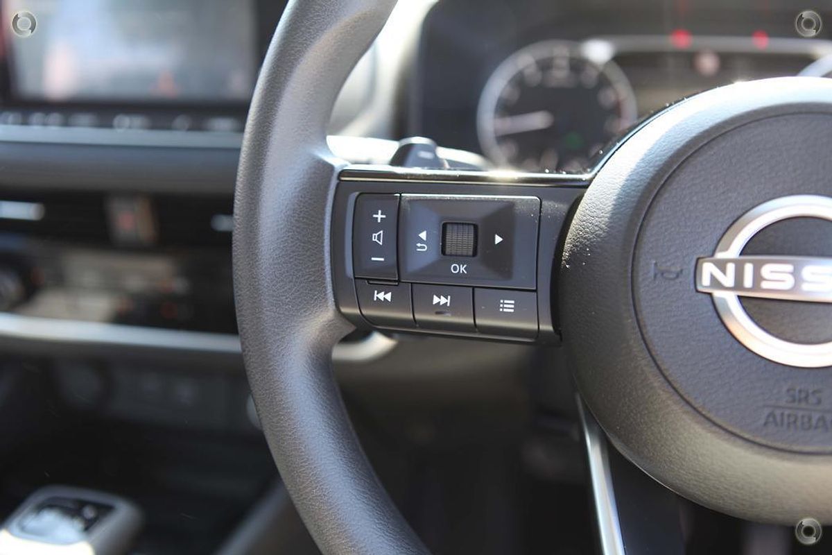 2024 Nissan X-TRAIL ST T33