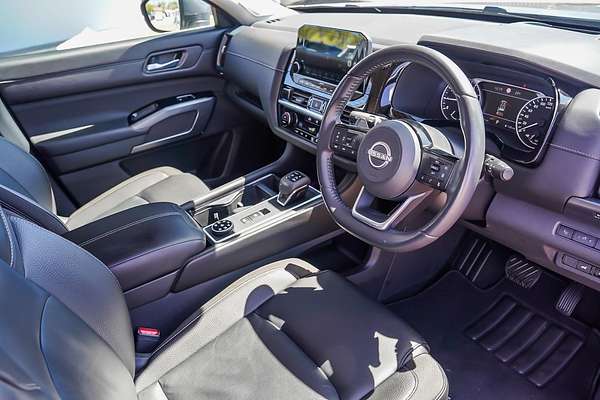 2023 Nissan Pathfinder Ti R53